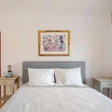 Nyaraló Rustic Stone House With Spacious Terrace 2br