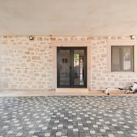 Rustic Stone House With Spacious Terrace 2br * Ören